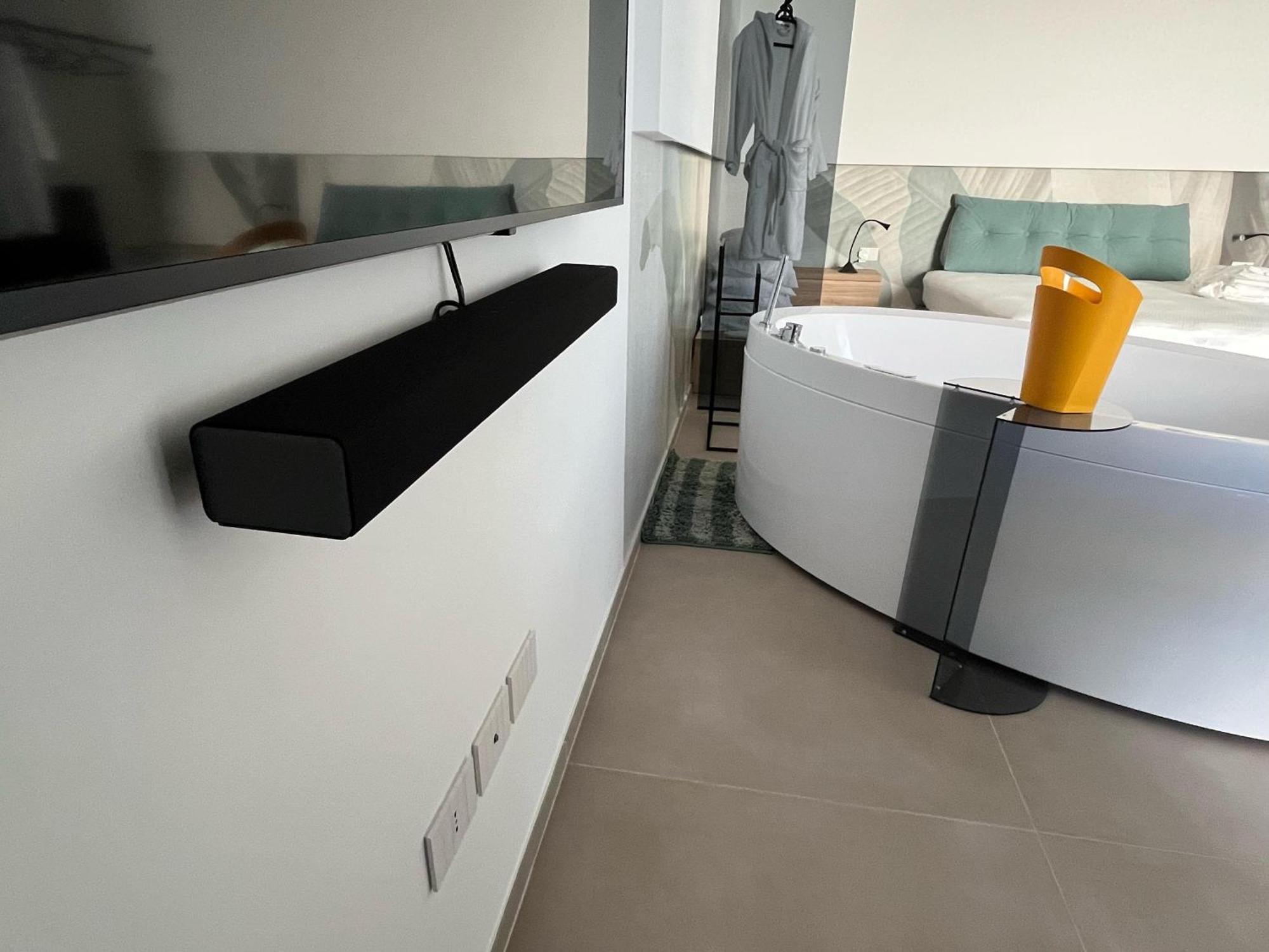 Seacity Suite & Stay Monopoli Buitenkant foto