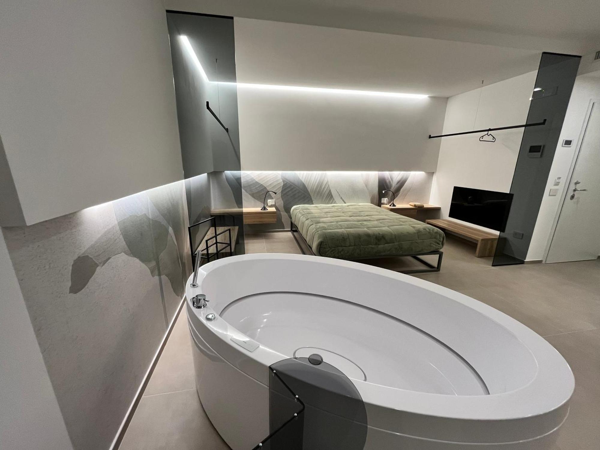Seacity Suite & Stay Monopoli Buitenkant foto